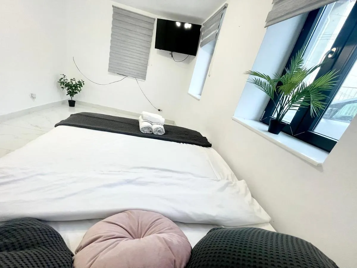 בוקרשט Apollo 1 Apartment 0*,  רומניה